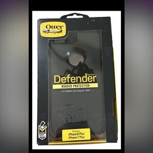 Open Box Otterbox Defender Case w/Clip for iPhone 8 Plus / 7 Plus - Black